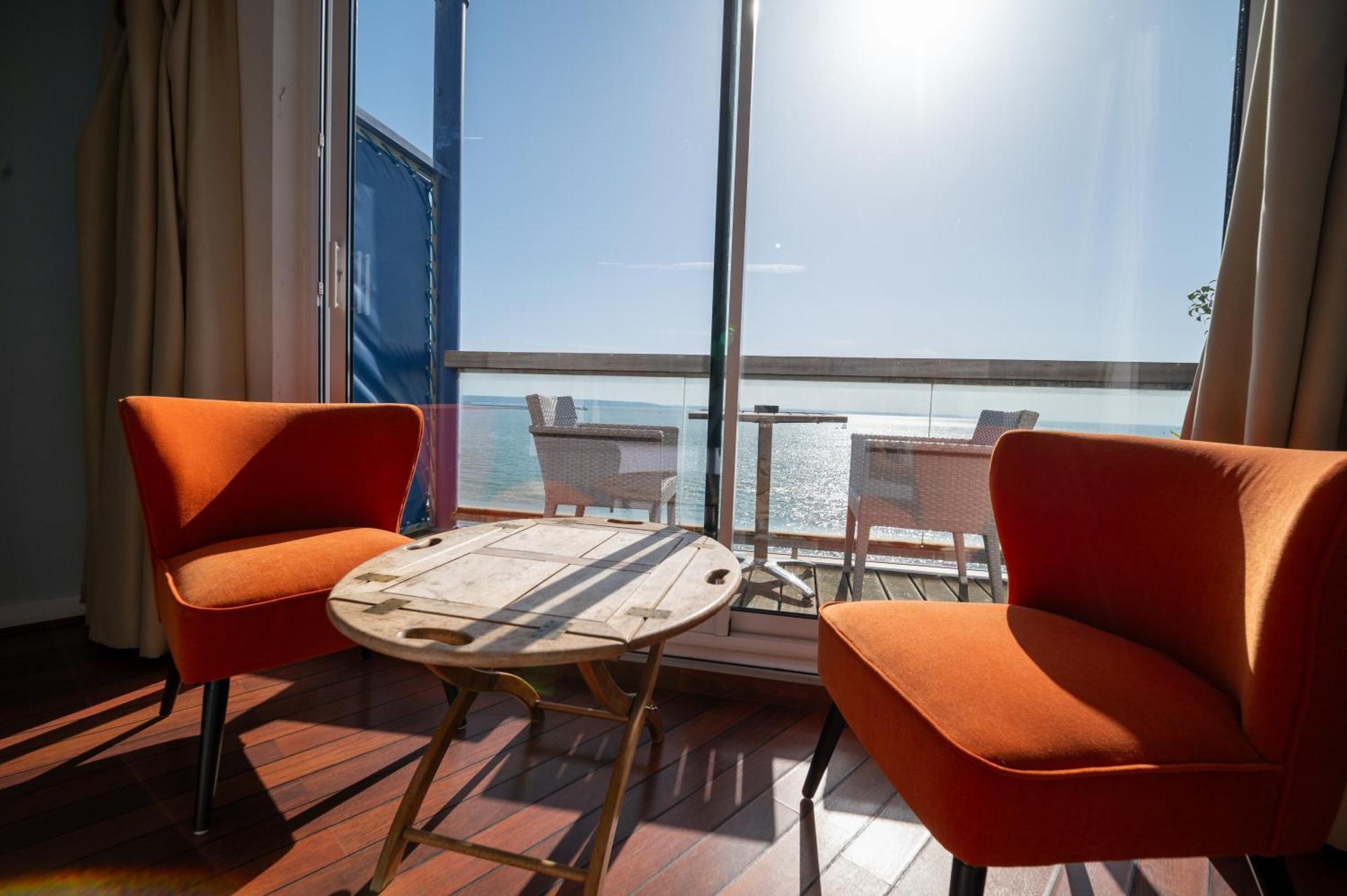 Logis Hotel - La Petite Rade El Havre Exterior foto